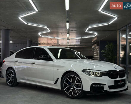 Білий БМВ 5 Серія, об'ємом двигуна 2 л та пробігом 124 тис. км за 33999 $, фото 1 на Automoto.ua