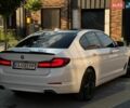 Белый БМВ 5 Серия, объемом двигателя 3 л и пробегом 223 тыс. км за 31000 $, фото 21 на Automoto.ua