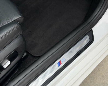 Білий БМВ 5 Серія, об'ємом двигуна 3 л та пробігом 130 тис. км за 30700 $, фото 21 на Automoto.ua