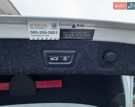 Білий БМВ 5 Серія, об'ємом двигуна 2 л та пробігом 123 тис. км за 31900 $, фото 28 на Automoto.ua