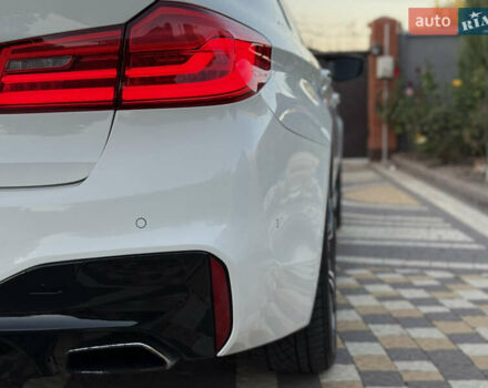 Білий БМВ 5 Серія, об'ємом двигуна 3 л та пробігом 159 тис. км за 33500 $, фото 25 на Automoto.ua