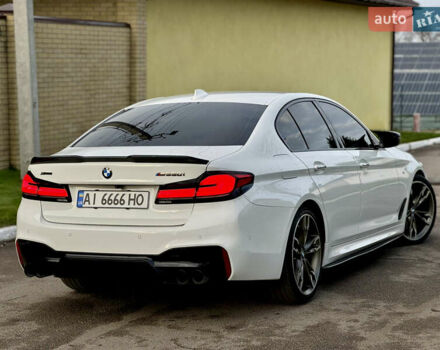 Белый БМВ 5 Серия, объемом двигателя 4.39 л и пробегом 106 тыс. км за 38000 $, фото 5 на Automoto.ua