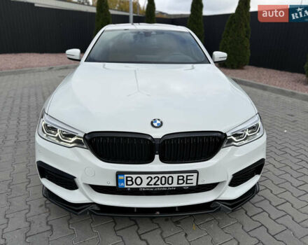 Білий БМВ 5 Серія, об'ємом двигуна 3 л та пробігом 128 тис. км за 40999 $, фото 1 на Automoto.ua