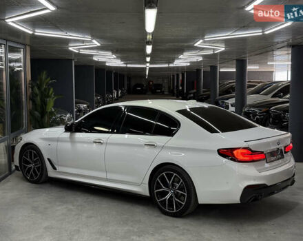 Білий БМВ 5 Серія, об'ємом двигуна 2 л та пробігом 124 тис. км за 33999 $, фото 9 на Automoto.ua