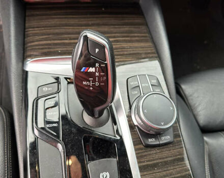 Белый БМВ 5 Серия, объемом двигателя 2 л и пробегом 175 тыс. км за 27000 $, фото 13 на Automoto.ua