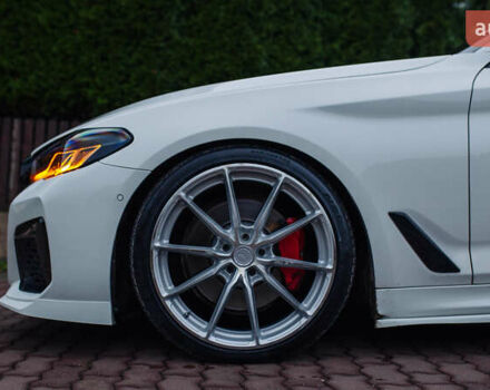 Белый БМВ 5 Серия, объемом двигателя 3 л и пробегом 139 тыс. км за 35000 $, фото 18 на Automoto.ua