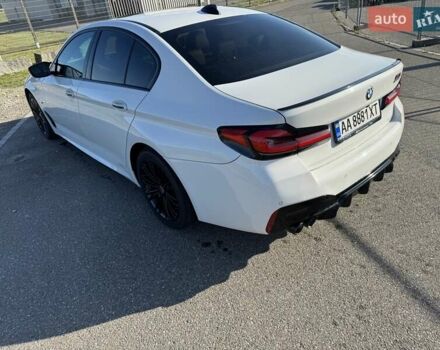 Білий БМВ 5 Серія, об'ємом двигуна 2 л та пробігом 166 тис. км за 31500 $, фото 2 на Automoto.ua