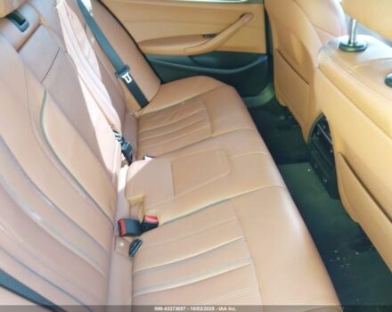 Білий БМВ 5 Серія, об'ємом двигуна 2 л та пробігом 113 тис. км за 18000 $, фото 10 на Automoto.ua