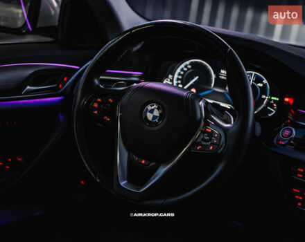 Белый БМВ 5 Серия, объемом двигателя 2 л и пробегом 175 тыс. км за 30000 $, фото 23 на Automoto.ua