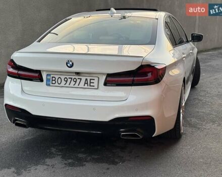 Белый БМВ 5 Серия, объемом двигателя 3 л и пробегом 157 тыс. км за 35499 $, фото 5 на Automoto.ua
