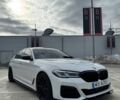 Белый БМВ 5 Серия, объемом двигателя 3 л и пробегом 106 тыс. км за 38600 $, фото 1 на Automoto.ua
