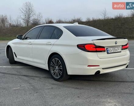 Белый БМВ 5 Серия, объемом двигателя 2 л и пробегом 155 тыс. км за 30499 $, фото 20 на Automoto.ua