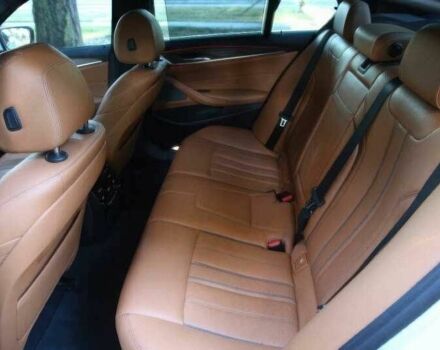 БМВ 5 Серия 2018 в Ровно на Automoto.ua Белый БМВ 5 Серия, объемом двигателя 3 л и пробегом 78 тыс. км за 21000 $, фото 10 на Automoto.ua