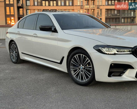 Белый БМВ 5 Серия, объемом двигателя 2 л и пробегом 70 тыс. км за 28888 $, фото 13 на Automoto.ua
