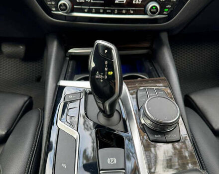 БМВ 5 Серия 2018 в Буче на Automoto.ua Белый БМВ 5 Серия, объемом двигателя 2.99 л и пробегом 108 тыс. км за 45000 $, фото 8 на Automoto.ua