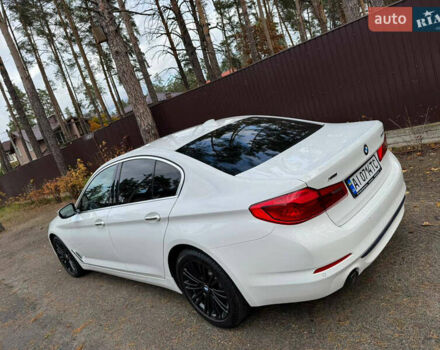 БМВ 5 Серия 2018 в Буче на Automoto.ua Белый БМВ 5 Серия, объемом двигателя 2.99 л и пробегом 108 тыс. км за 45000 $, фото 2 на Automoto.ua