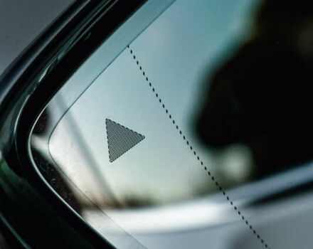 Белый БМВ 5 Серия, объемом двигателя 2 л и пробегом 175 тыс. км за 30000 $, фото 33 на Automoto.ua