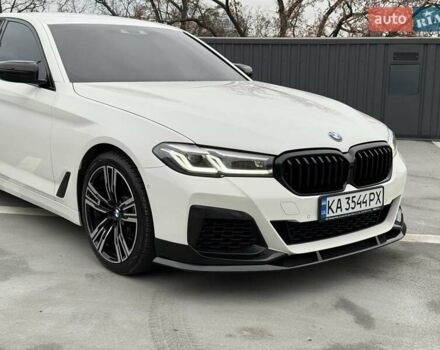 Белый БМВ 5 Серия, объемом двигателя 2 л и пробегом 229 тыс. км за 30000 $, фото 9 на Automoto.ua