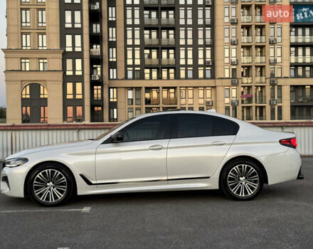Белый БМВ 5 Серия, объемом двигателя 2 л и пробегом 70 тыс. км за 28888 $, фото 50 на Automoto.ua