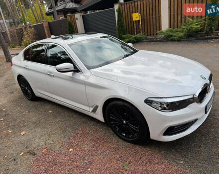 БМВ 5 Серия 2018 в Буче на Automoto.ua Белый БМВ 5 Серия, объемом двигателя 2.99 л и пробегом 108 тыс. км за 45000 $, фото 4 на Automoto.ua
