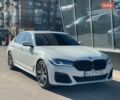 Белый БМВ 5 Серия, объемом двигателя 3 л и пробегом 135 тыс. км за 36500 $, фото 1 на Automoto.ua