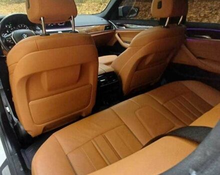 Белый БМВ 5 Серия, объемом двигателя 3 л и пробегом 115 тыс. км за 19800 $, фото 10 на Automoto.ua