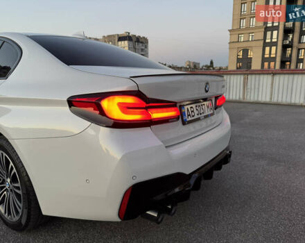 Белый БМВ 5 Серия, объемом двигателя 2 л и пробегом 70 тыс. км за 28888 $, фото 62 на Automoto.ua