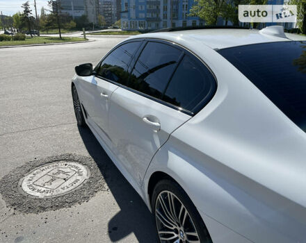 Белый БМВ 5 Серия, объемом двигателя 3 л и пробегом 35 тыс. км за 38000 $, фото 16 на Automoto.ua