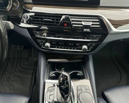 Белый БМВ 5 Серия, объемом двигателя 2 л и пробегом 85 тыс. км за 24500 $, фото 11 на Automoto.ua