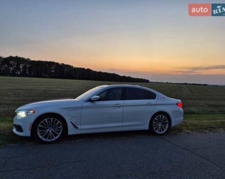 Белый БМВ 5 Серия, объемом двигателя 2 л и пробегом 103 тыс. км за 33000 $, фото 3 на Automoto.ua