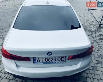 Білий БМВ 5 Серія, об'ємом двигуна 2.99 л та пробігом 121 тис. км за 40000 $, фото 11 на Automoto.ua