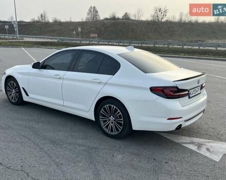 Белый БМВ 5 Серия, объемом двигателя 2 л и пробегом 155 тыс. км за 30499 $, фото 18 на Automoto.ua