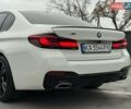 Белый БМВ 5 Серия, объемом двигателя 2 л и пробегом 229 тыс. км за 30000 $, фото 3 на Automoto.ua