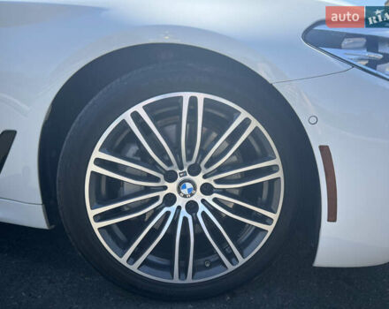 Белый БМВ 5 Серия, объемом двигателя 3 л и пробегом 178 тыс. км за 30500 $, фото 14 на Automoto.ua