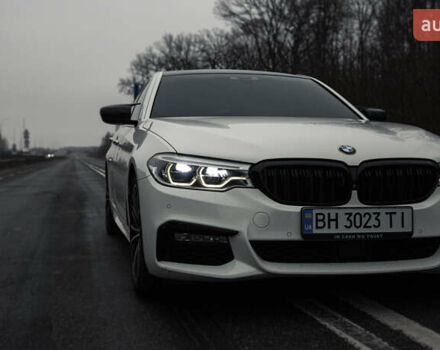 Белый БМВ 5 Серия, объемом двигателя 3 л и пробегом 101 тыс. км за 36500 $, фото 1 на Automoto.ua