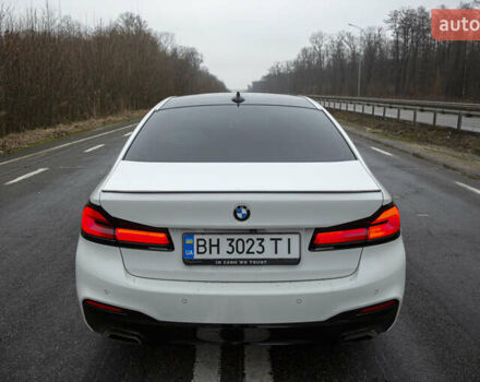 Белый БМВ 5 Серия, объемом двигателя 3 л и пробегом 101 тыс. км за 36500 $, фото 5 на Automoto.ua