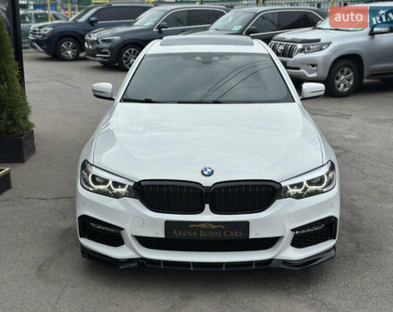 Белый БМВ 5 Серия, объемом двигателя 3 л и пробегом 99 тыс. км за 33500 $, фото 7 на Automoto.ua