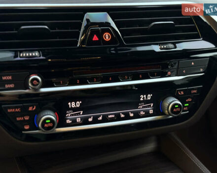 Белый БМВ 5 Серия, объемом двигателя 2 л и пробегом 155 тыс. км за 33000 $, фото 19 на Automoto.ua