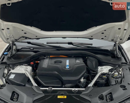 Белый БМВ 5 Серия, объемом двигателя 2 л и пробегом 96 тыс. км за 35000 $, фото 21 на Automoto.ua