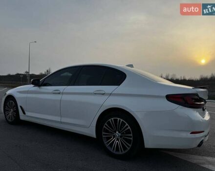 Белый БМВ 5 Серия, объемом двигателя 2 л и пробегом 155 тыс. км за 30499 $, фото 23 на Automoto.ua