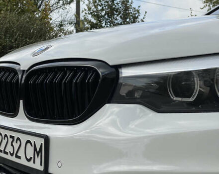 Белый БМВ 5 Серия, объемом двигателя 2 л и пробегом 89 тыс. км за 29500 $, фото 4 на Automoto.ua