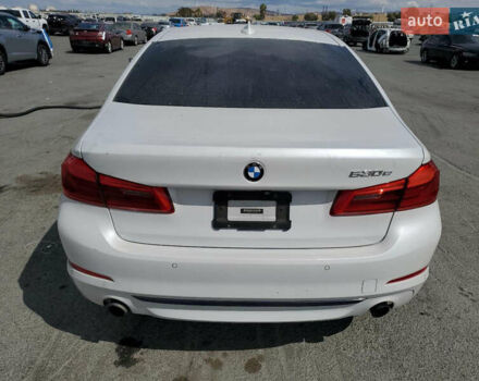 Белый БМВ 5 Серия, объемом двигателя 2 л и пробегом 172 тыс. км за 24999 $, фото 5 на Automoto.ua