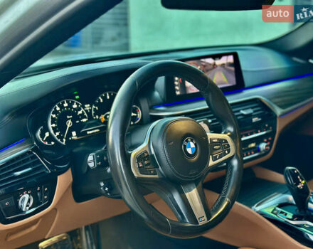 Белый БМВ 5 Серия, объемом двигателя 3 л и пробегом 204 тыс. км за 27500 $, фото 21 на Automoto.ua