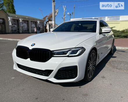Белый БМВ 5 Серия, объемом двигателя 3 л и пробегом 35 тыс. км за 38000 $, фото 6 на Automoto.ua