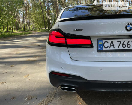 Белый БМВ 5 Серия, объемом двигателя 3 л и пробегом 35 тыс. км за 38000 $, фото 34 на Automoto.ua