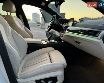 Белый БМВ 5 Серия, объемом двигателя 2 л и пробегом 70 тыс. км за 28888 $, фото 103 на Automoto.ua