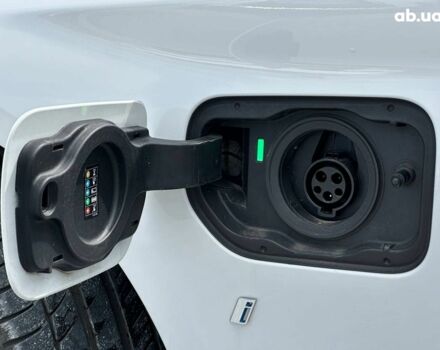 Белый БМВ 5 Серия, объемом двигателя 2 л и пробегом 117 тыс. км за 26690 $, фото 44 на Automoto.ua