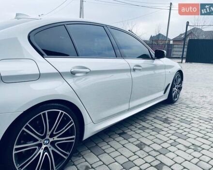 Білий БМВ 5 Серія, об'ємом двигуна 2.99 л та пробігом 121 тис. км за 40000 $, фото 9 на Automoto.ua