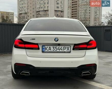 Белый БМВ 5 Серия, объемом двигателя 2 л и пробегом 229 тыс. км за 30000 $, фото 24 на Automoto.ua