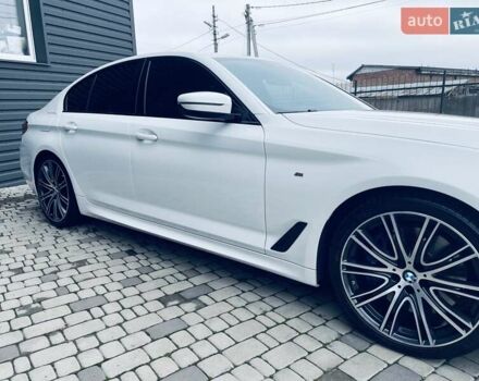 Білий БМВ 5 Серія, об'ємом двигуна 2.99 л та пробігом 121 тис. км за 40000 $, фото 3 на Automoto.ua